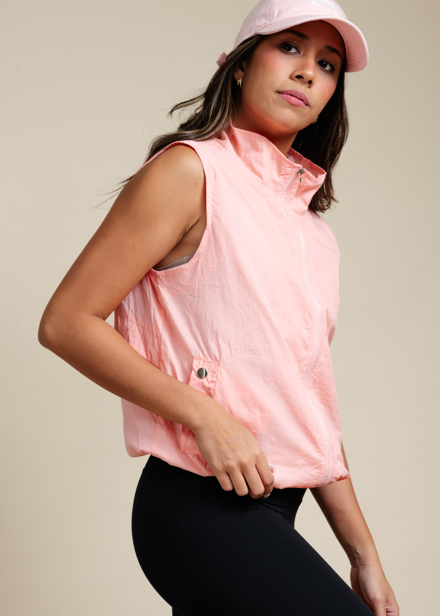 COOPER VEST IN PEACHY