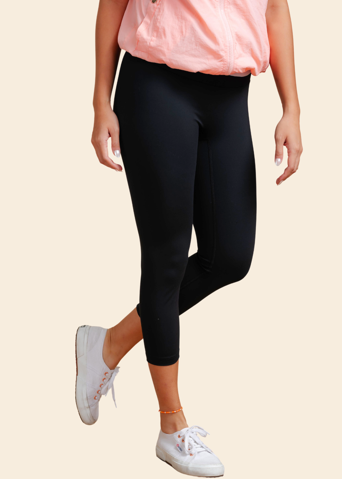 DARE TO BARE CROP IN BLACK