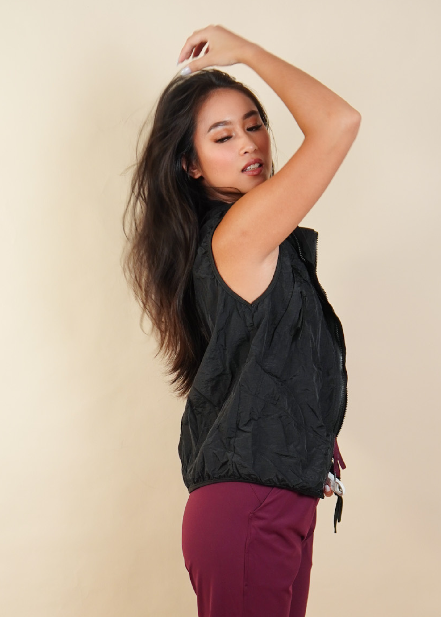 EASY VEST IN BLACK