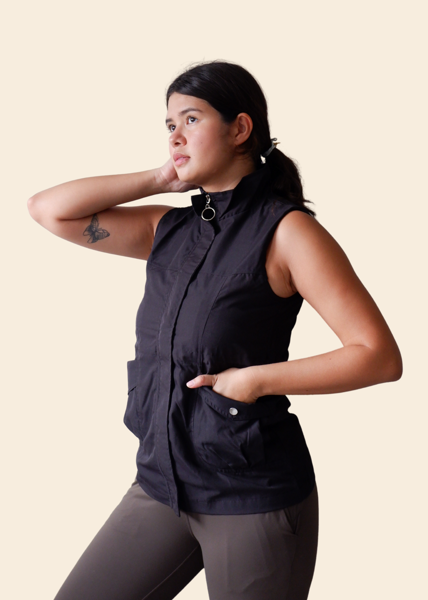 WEEKENDER VEST IN BLACK