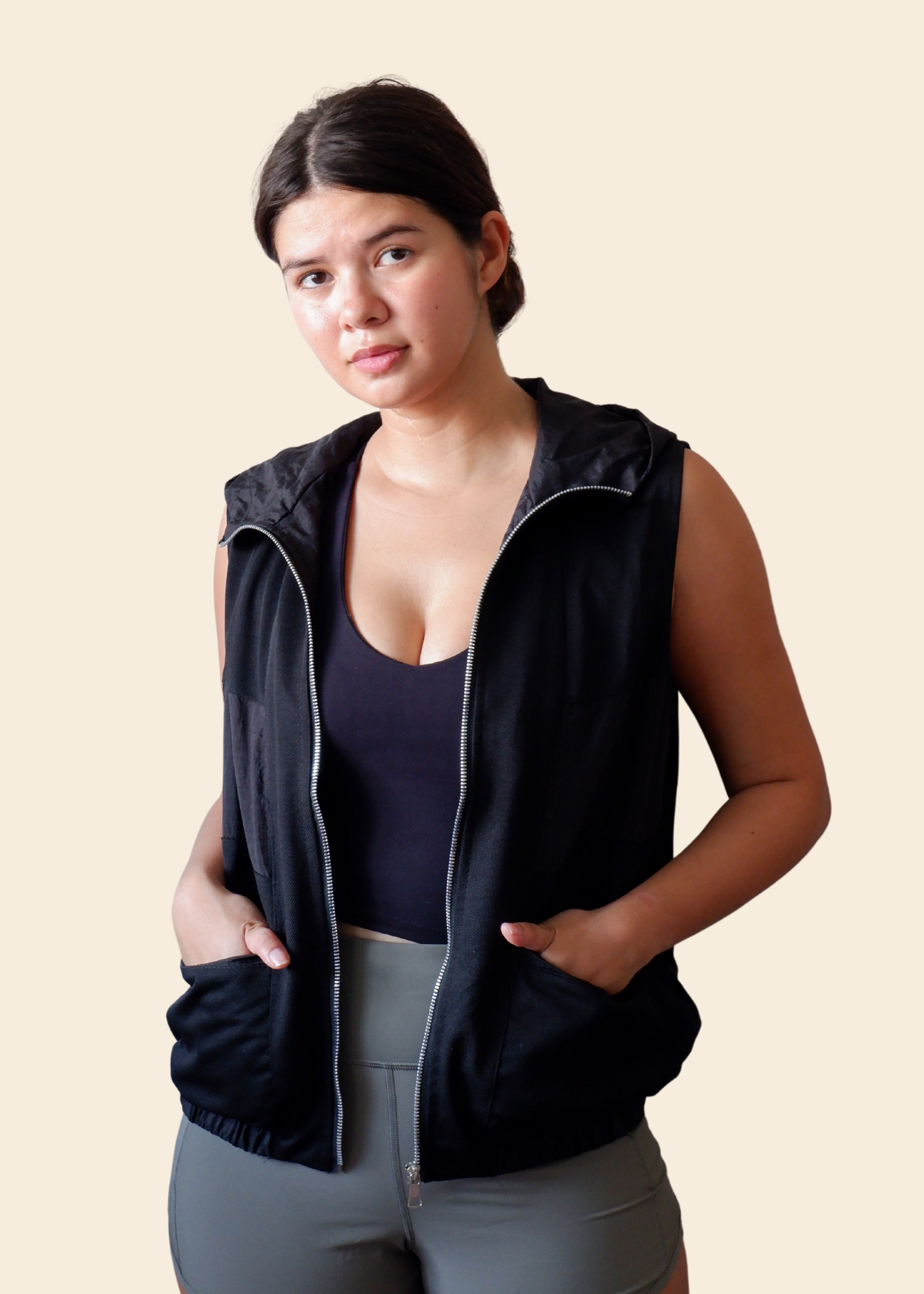 ALL DAY VEST IN BLACK