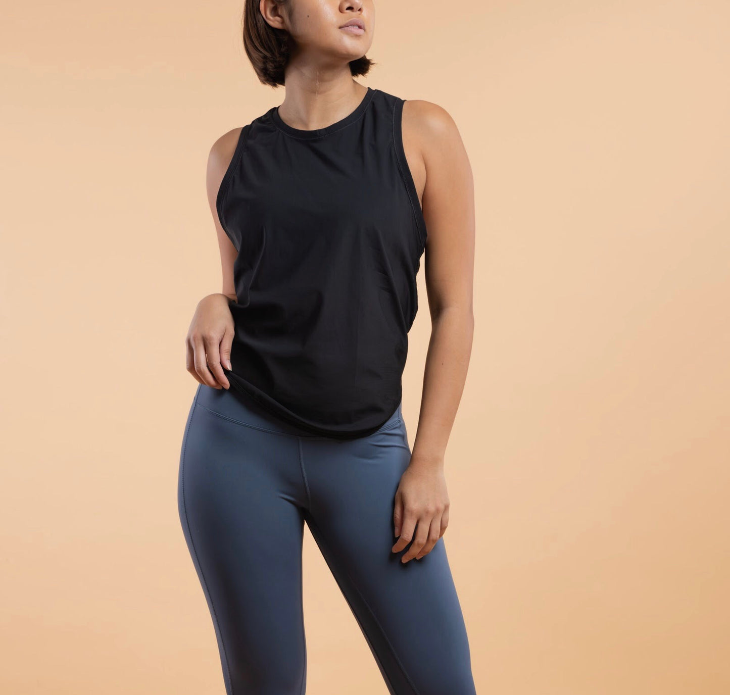 MUSCLE TANK IN BLACK