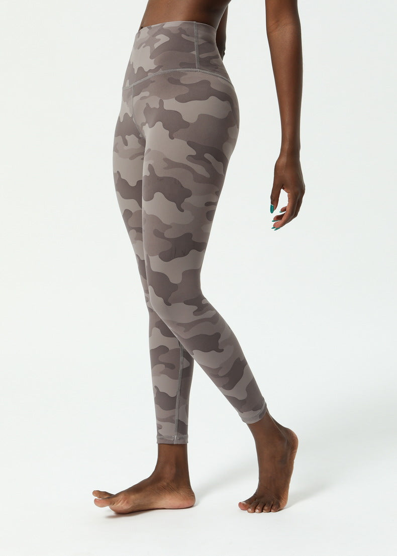 DARE TO BARE TIGHTS IN SANDSTORM