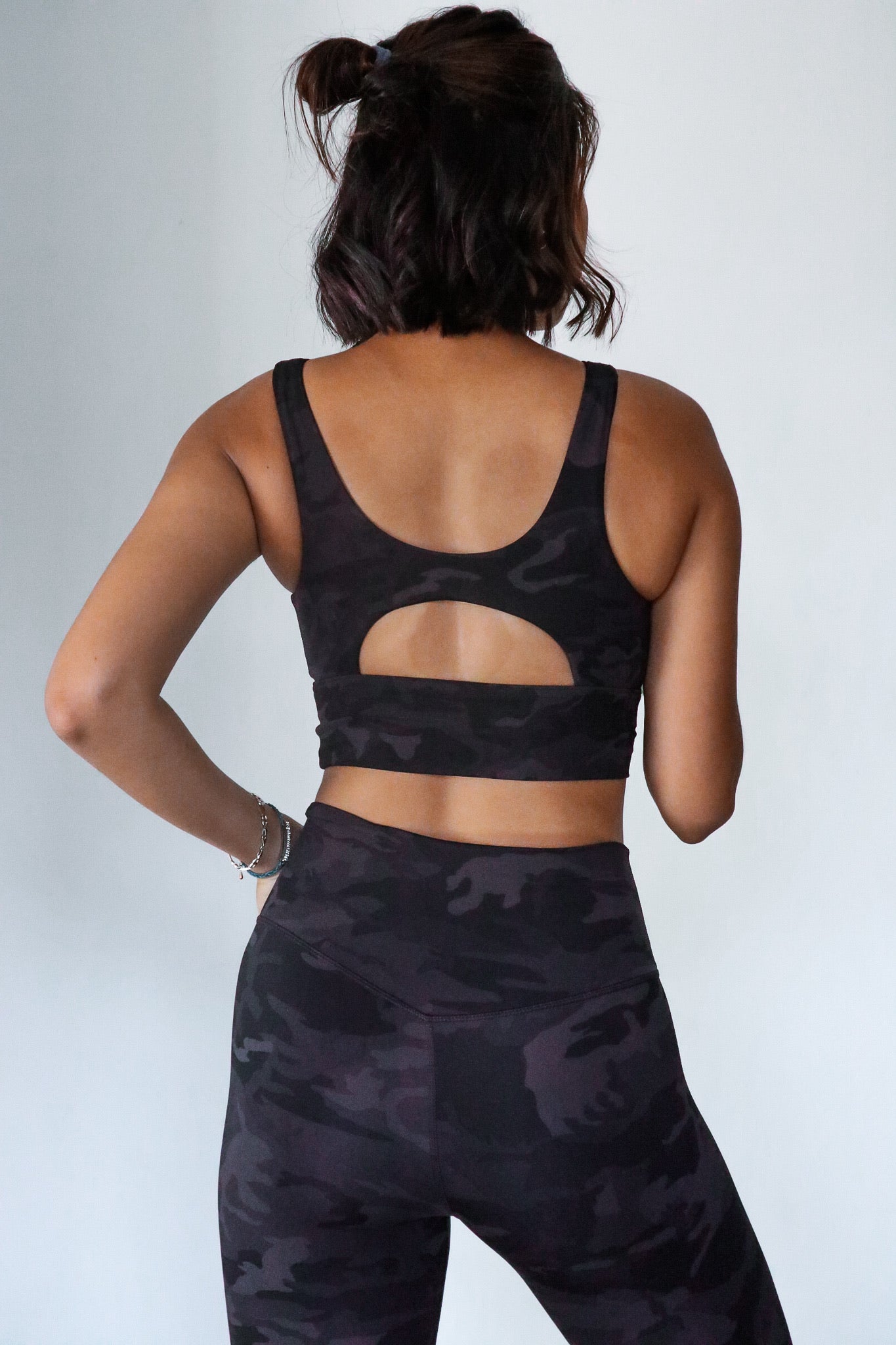 HYBRID CROP IN BLACK CAMO