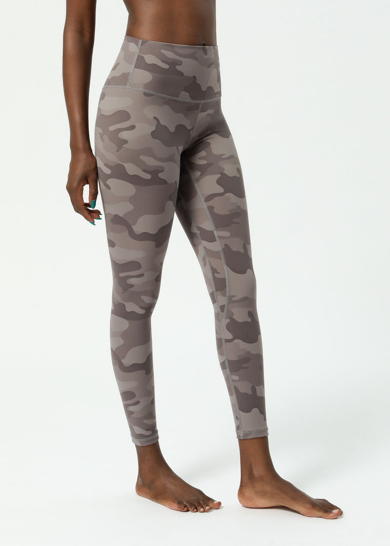 DARE TO BARE TIGHTS IN SANDSTORM