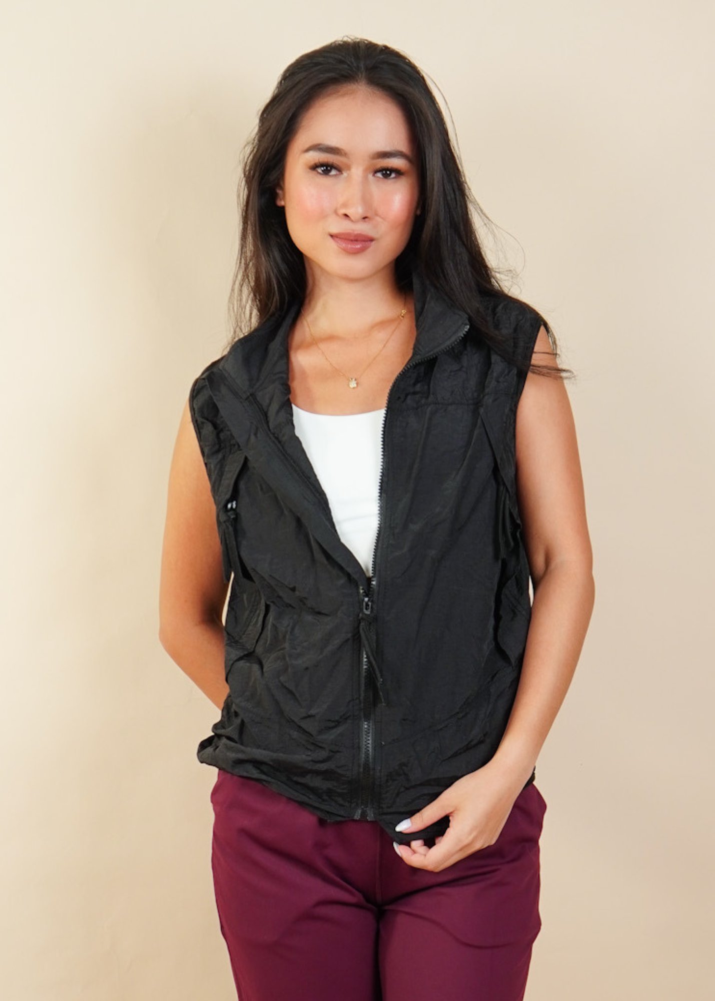 EASY VEST IN BLACK