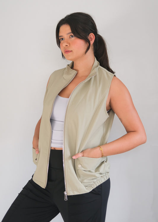 CITY VEST IN BEIGE