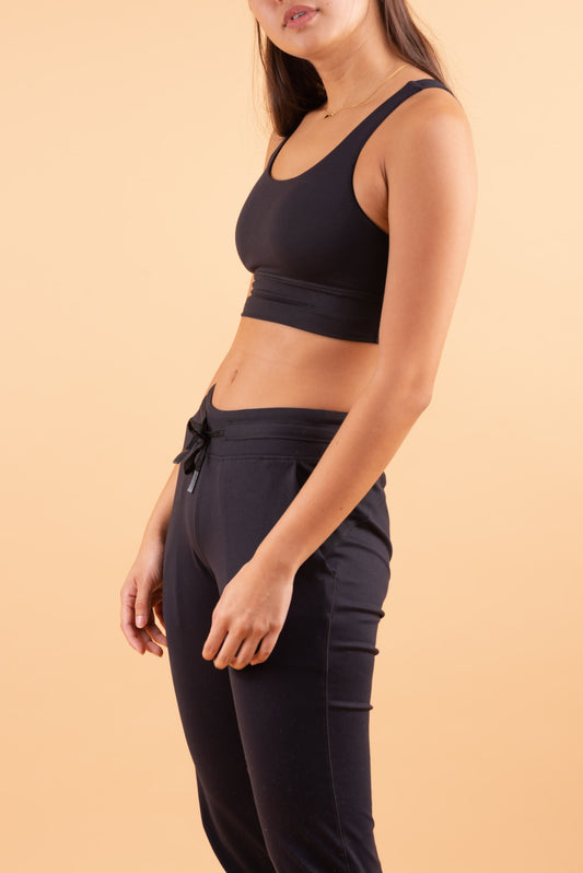 ACTIVE TECH IN BLACK